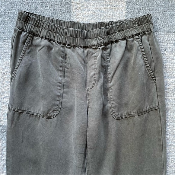 Soft Joie Saphine Cropped Chino Pants in Green XS - Picture 3 of 13